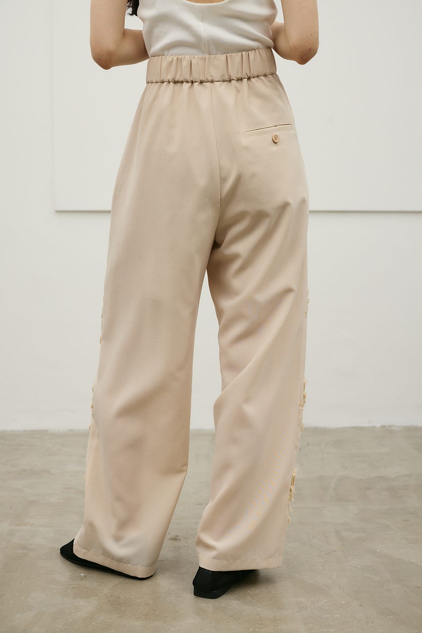 フラワーエンブロイダリータックパンツ BEG S