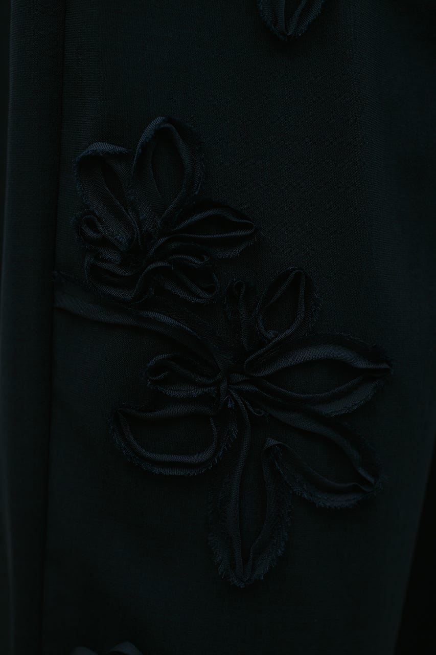 フラワーエンブロイダリータックパンツ NVY S