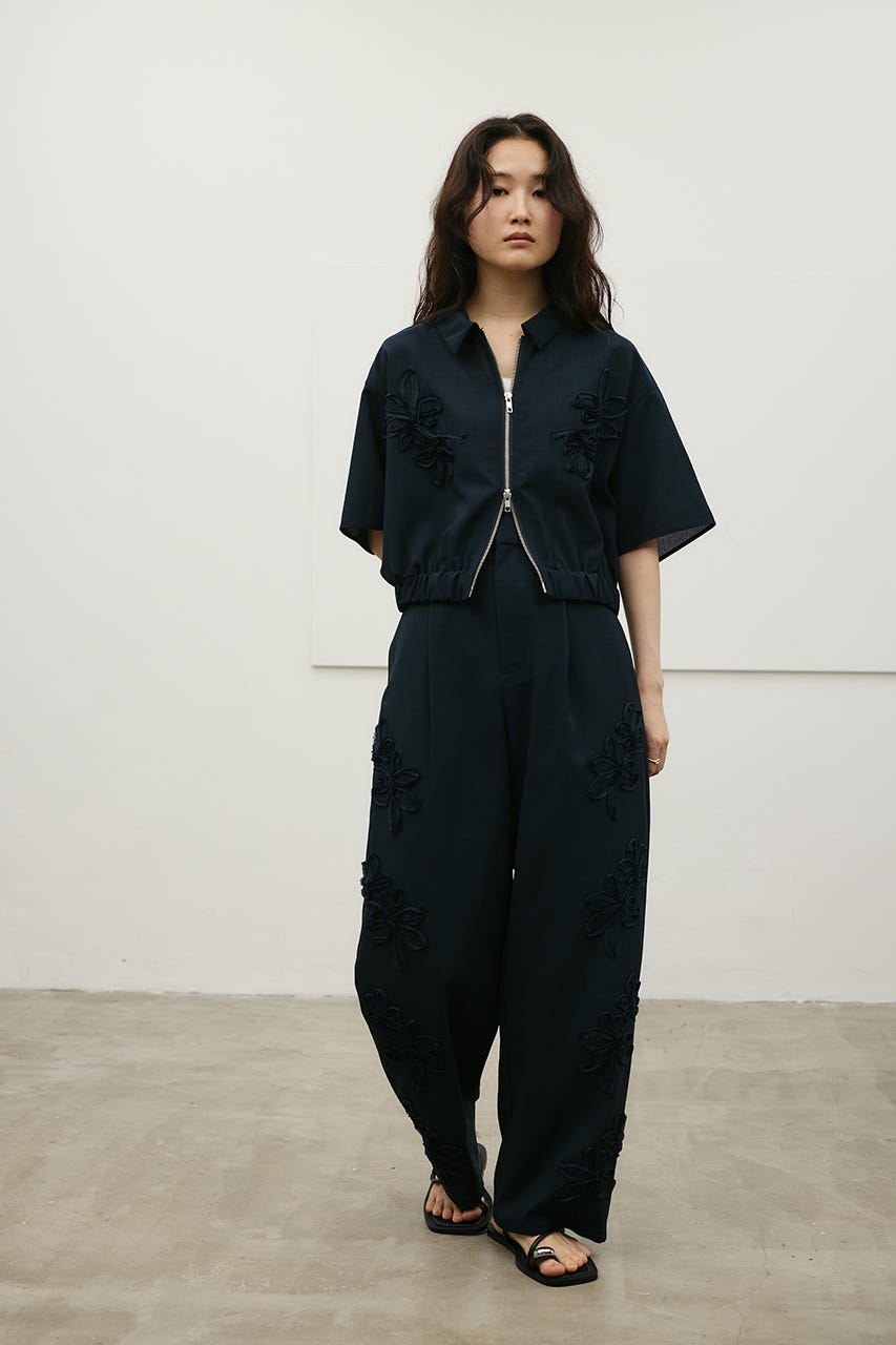 フラワーエンブロイダリータックパンツ NVY S