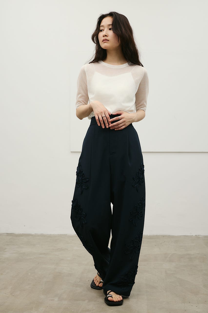 フラワーエンブロイダリータックパンツ NVY S