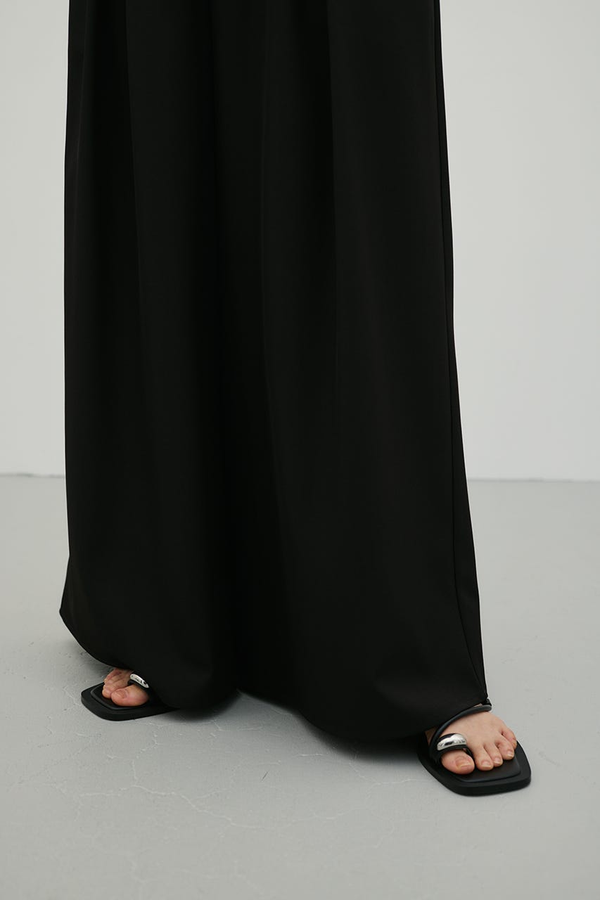 ローウエストタックワイドパンツ BLK S