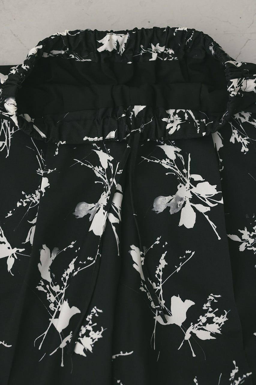 フラワープリントリラックスパンツ BLK S