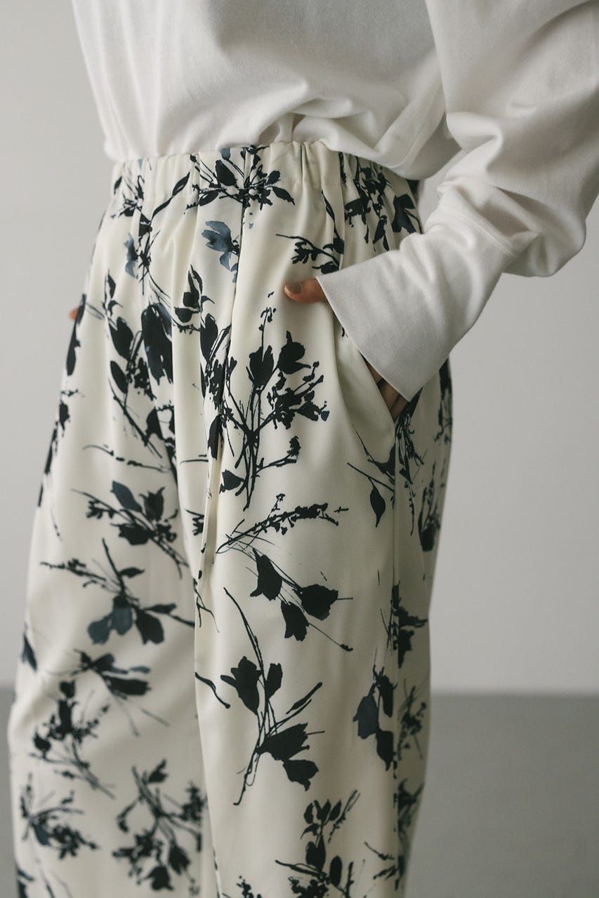フラワープリントリラックスパンツ WHT M