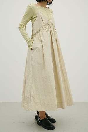 ギャザーVキャミワンピース