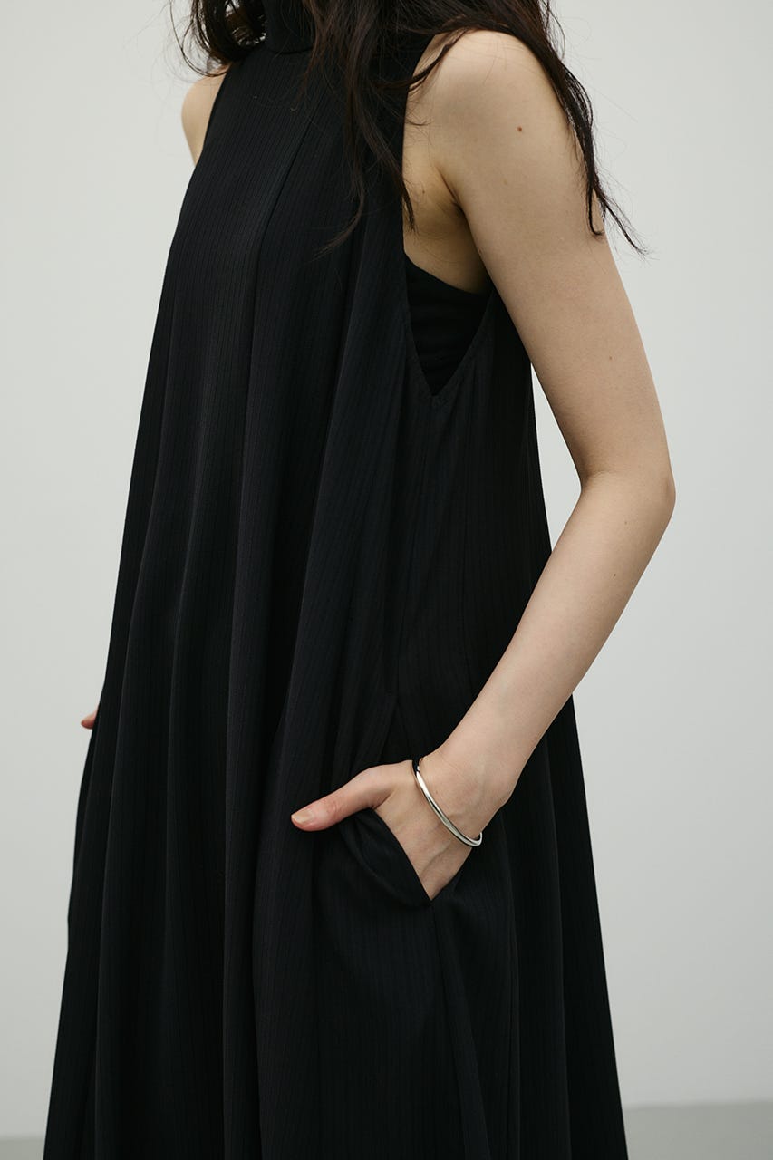 ロールネックアメスリフレアワンピース BLK S