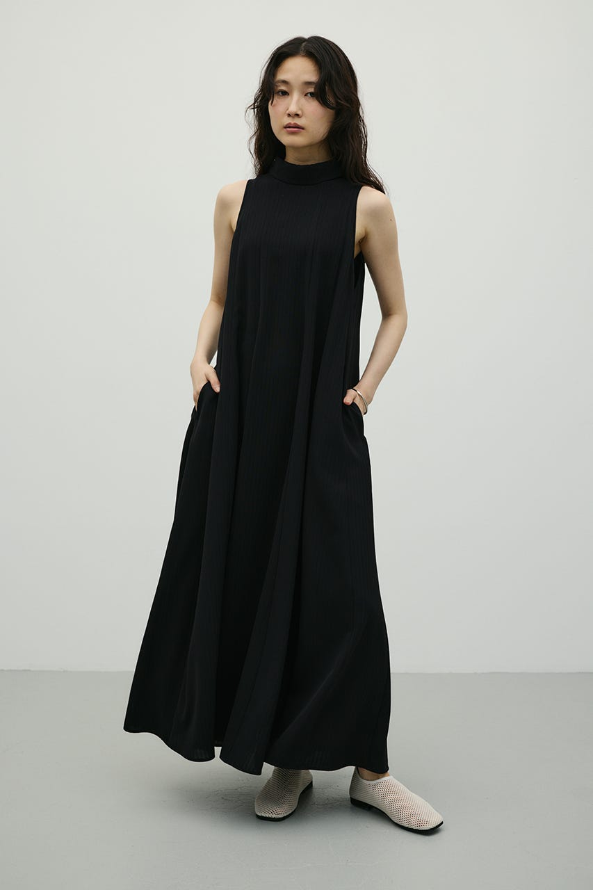 ロールネックアメスリフレアワンピース BLK S
