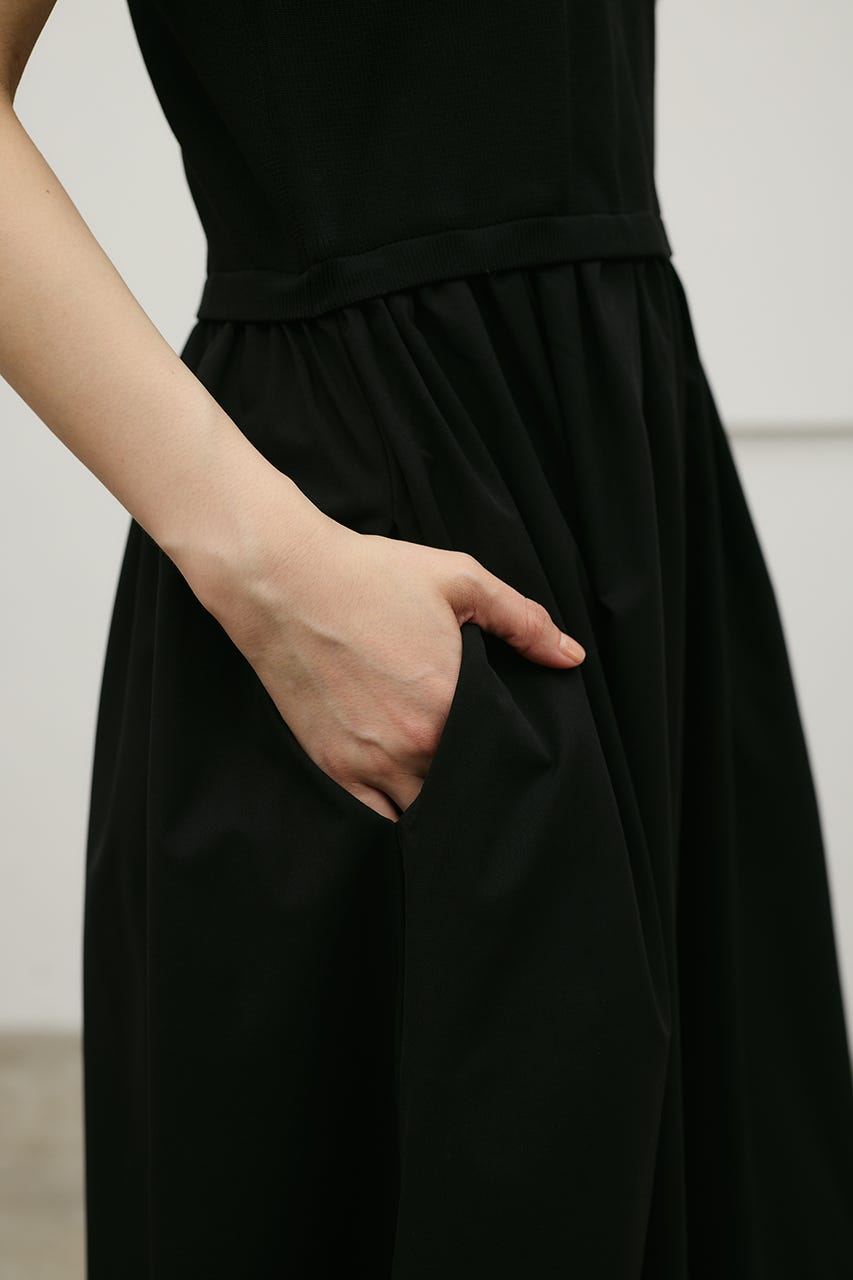 ギャザーパネルリラックスワンピース BLK M