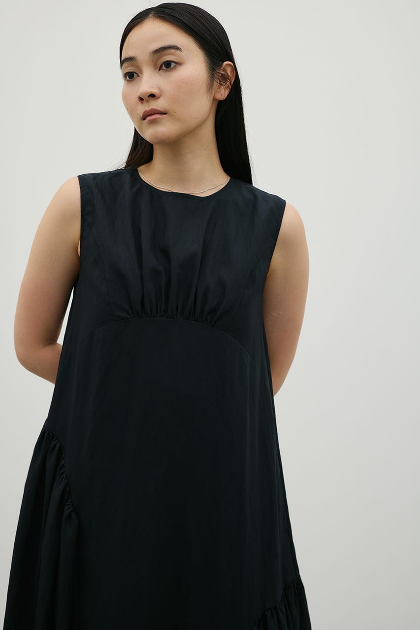 ギャザーパネルリラックスワンピース BLK M