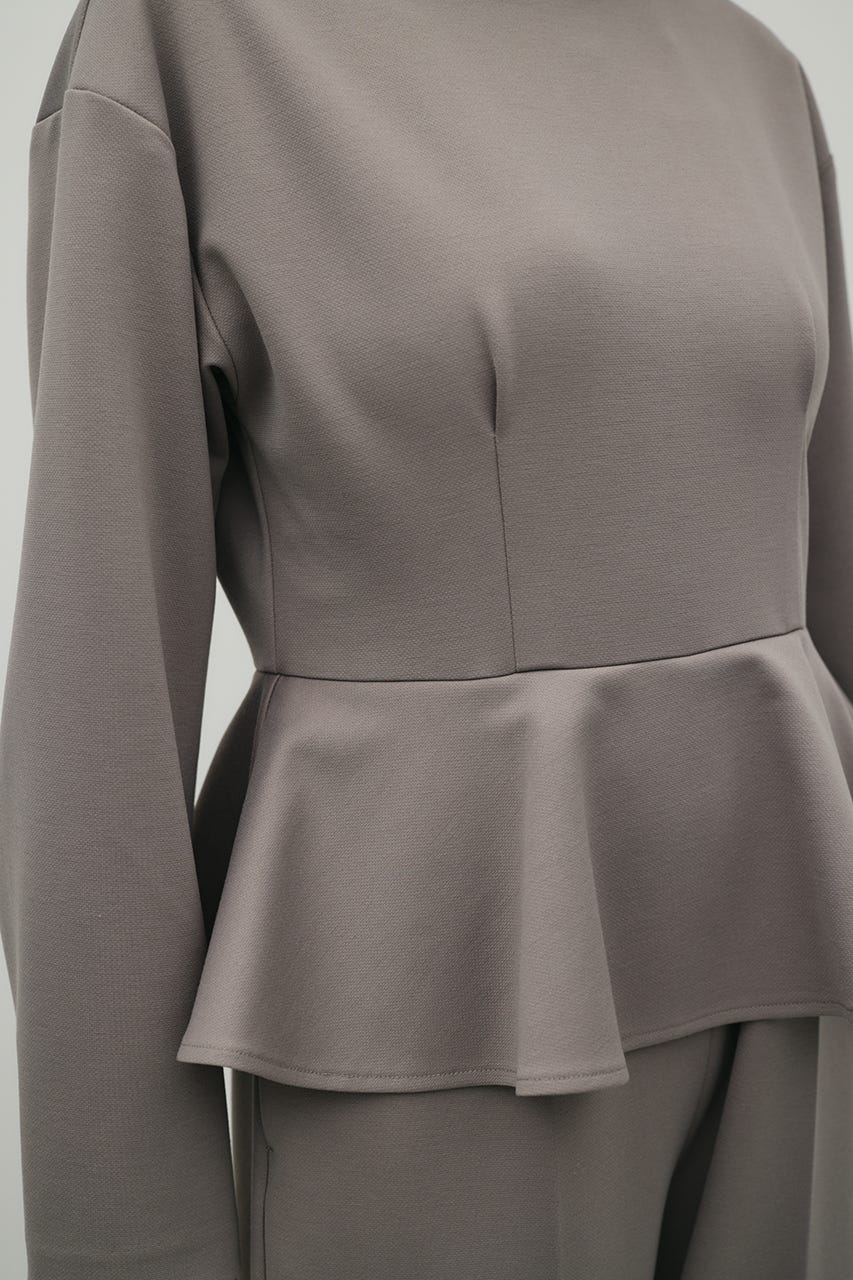 ペプラムフリルオールインワン GRY M