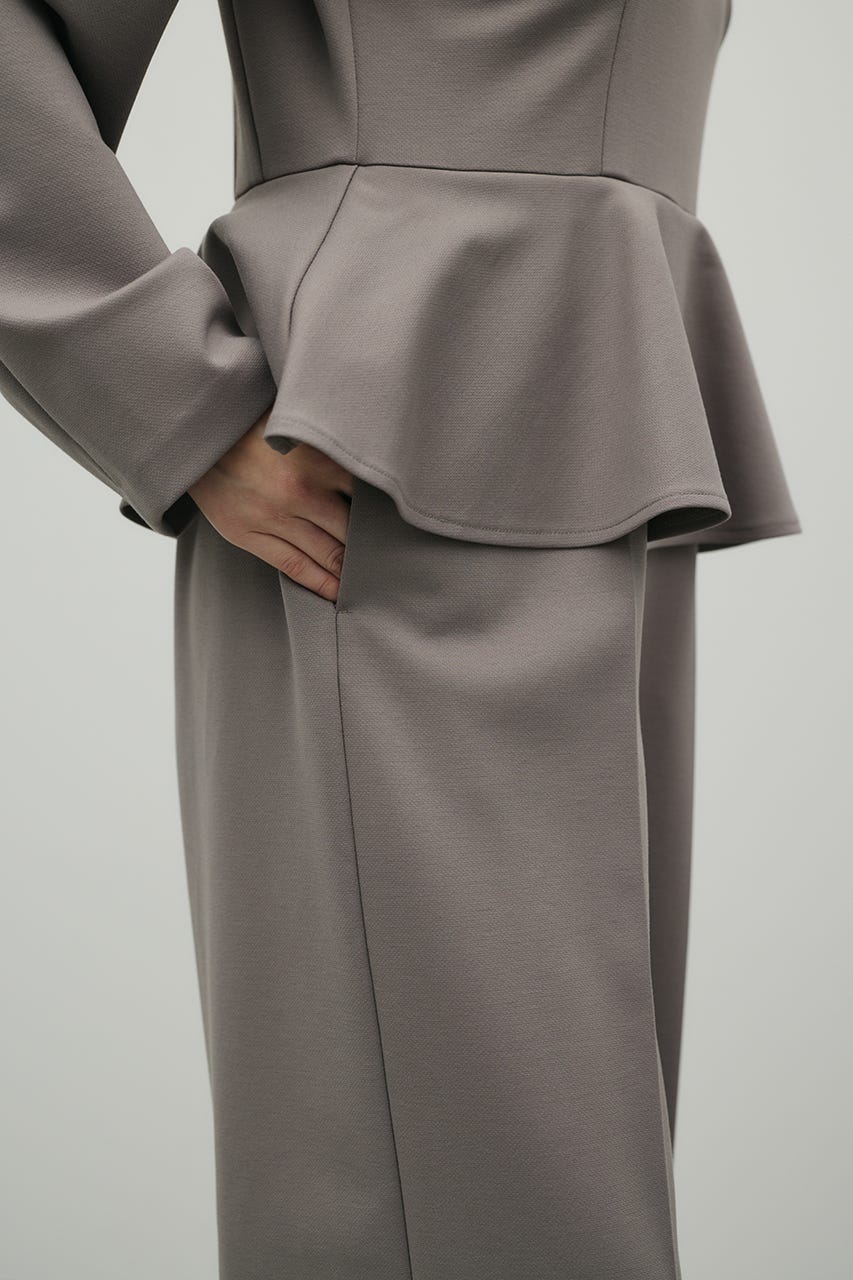 ペプラムフリルオールインワン GRY M