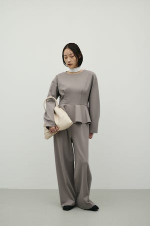 ペプラムフリルオールインワン