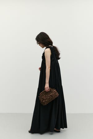 アシンメトリーフリルティアードワンピース