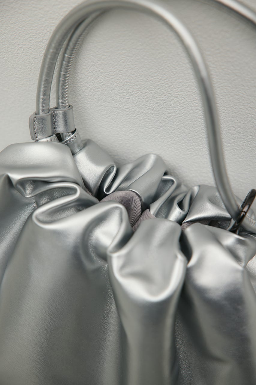 2WAYフラッフィーバッグ SLV FREE