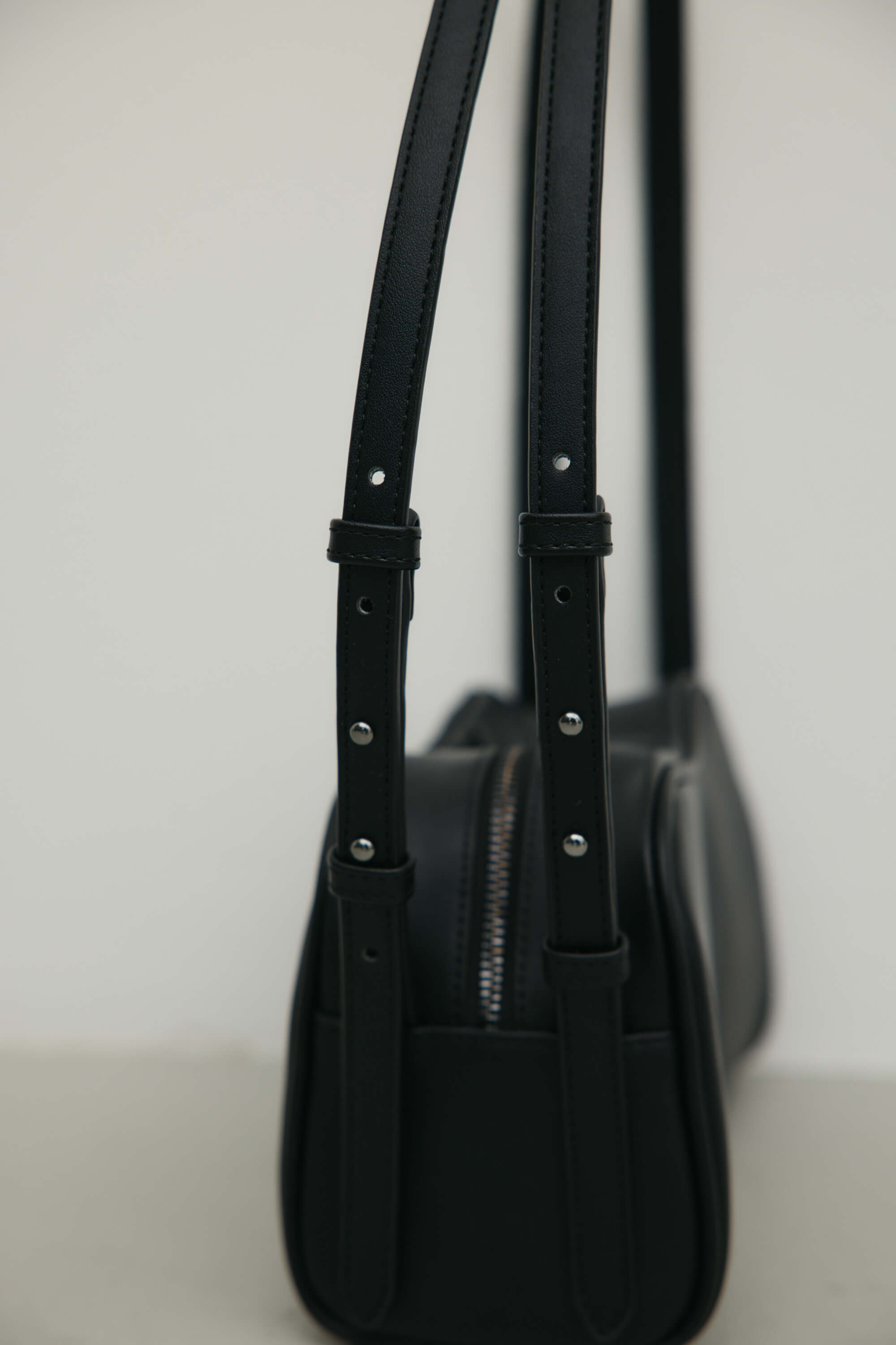 Wストラップカーブバッグ BLK FREE