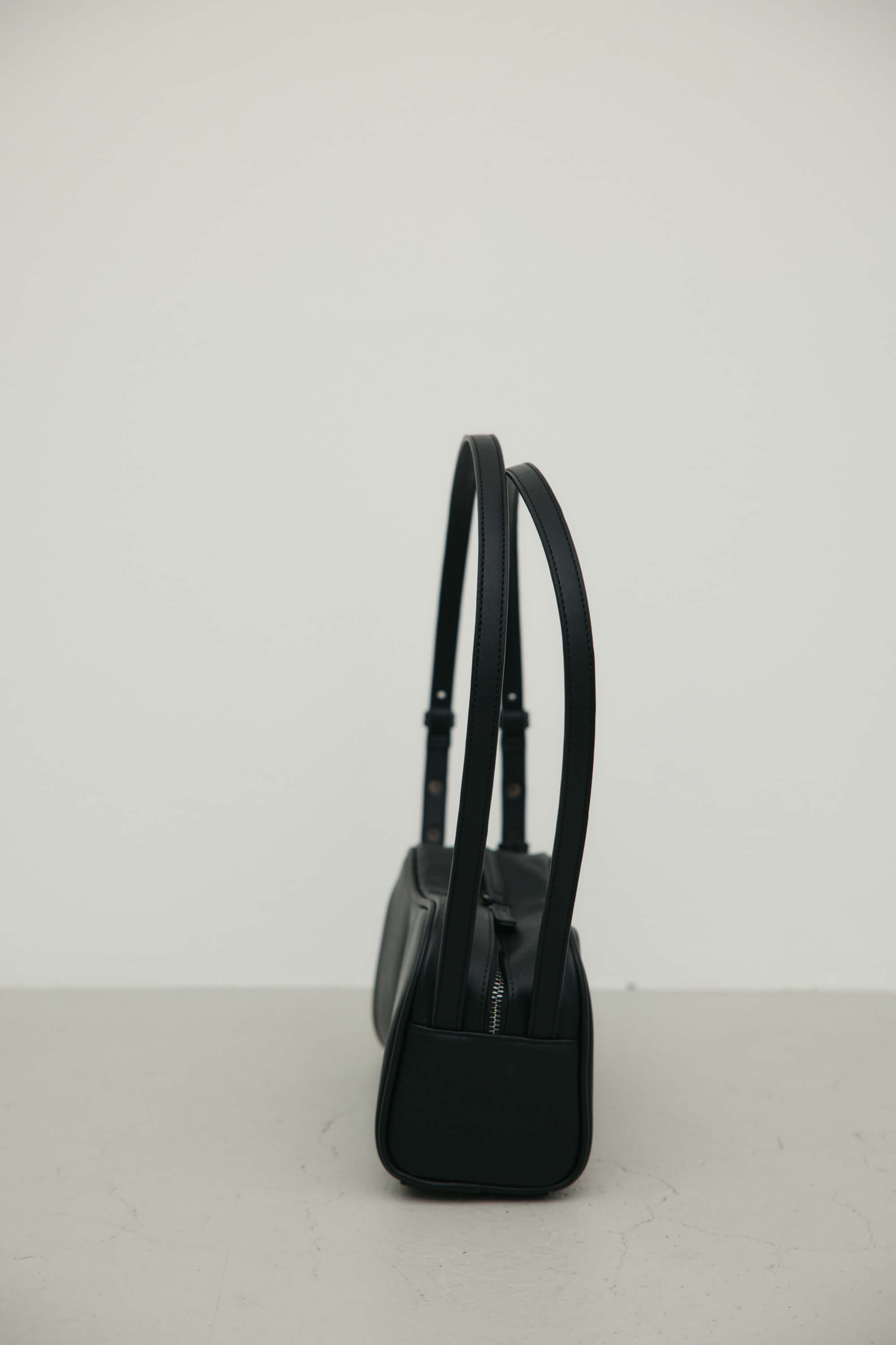 Wストラップカーブバッグ BLK FREE