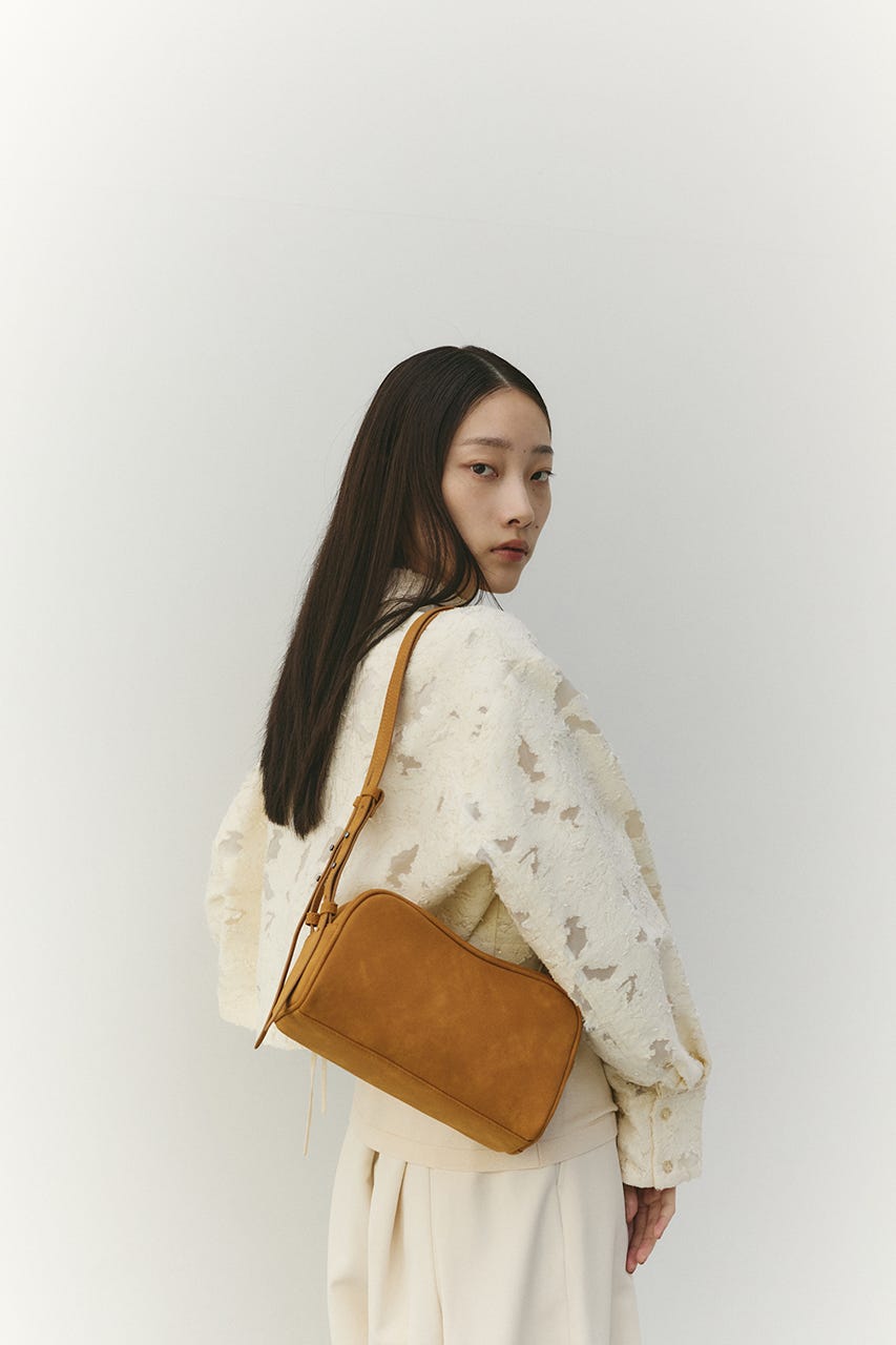 Wストラップカーブバッグ CAM FREE