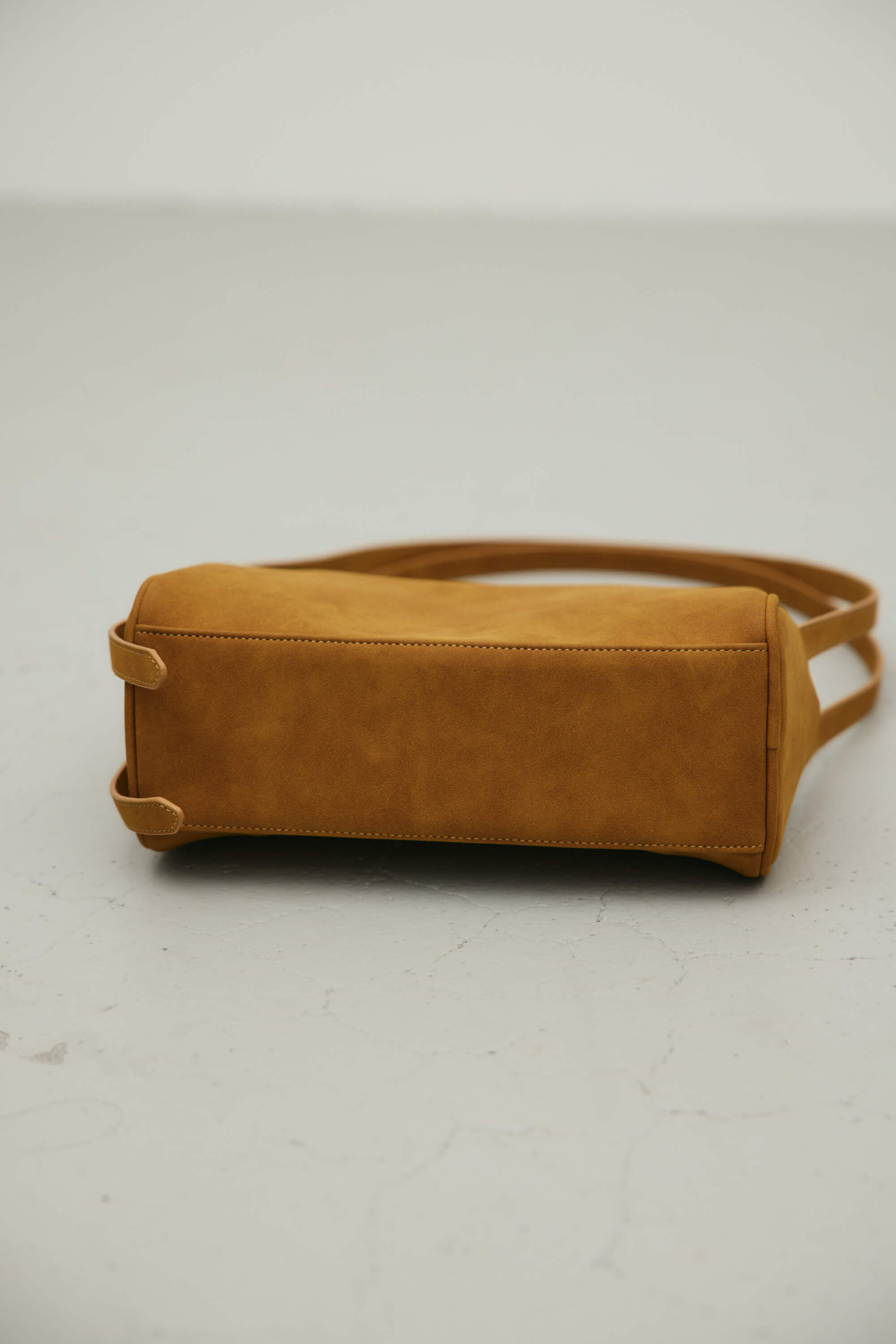 Wストラップカーブバッグ CAM FREE