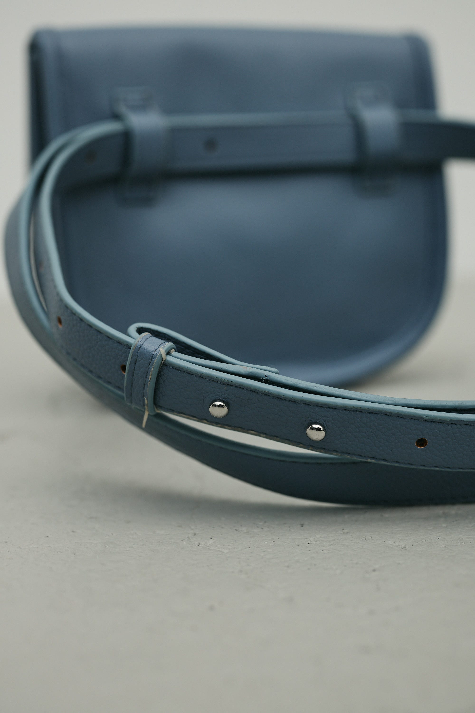 ベルテッドウエストバッグ BLU FREE