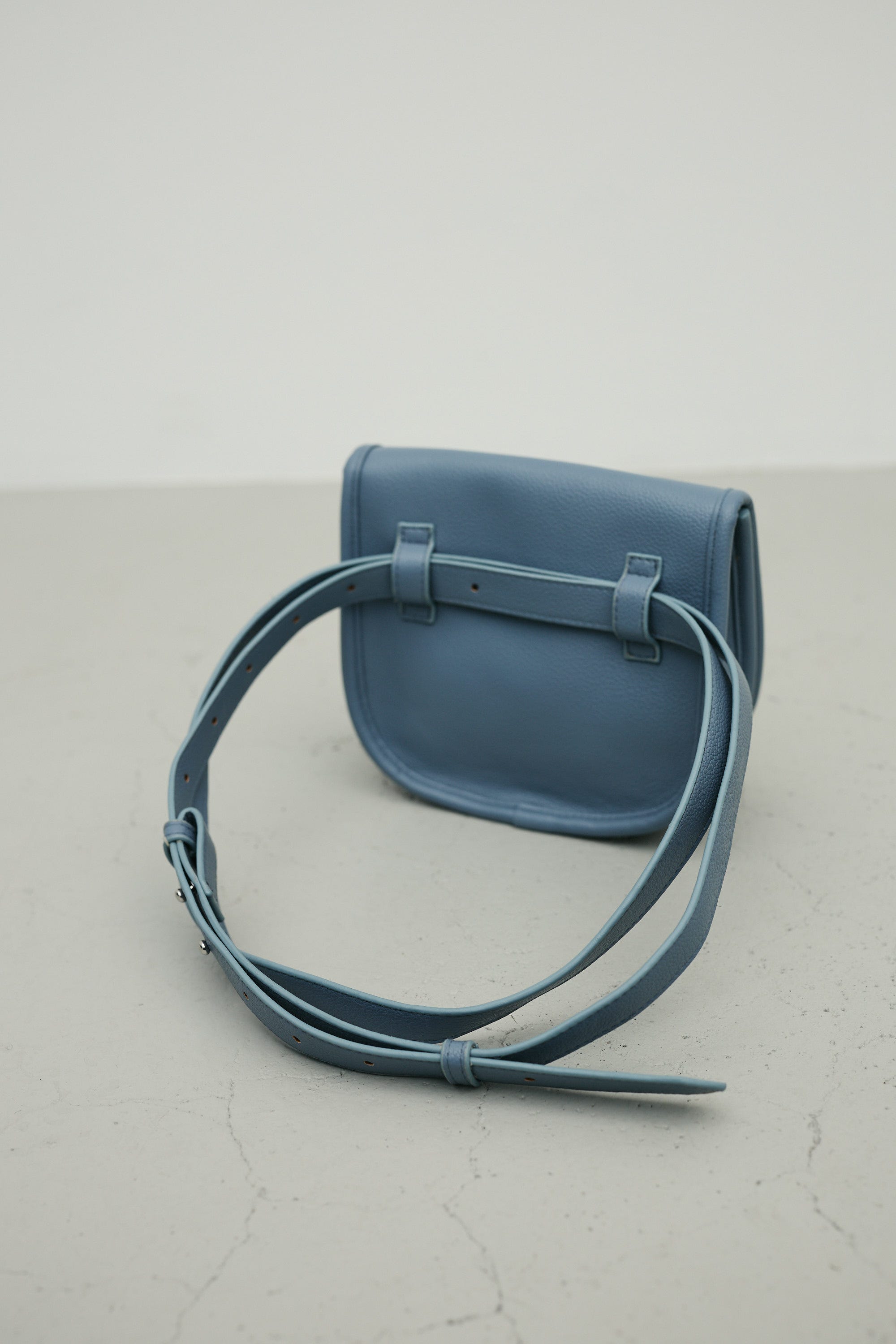 ベルテッドウエストバッグ BLU FREE