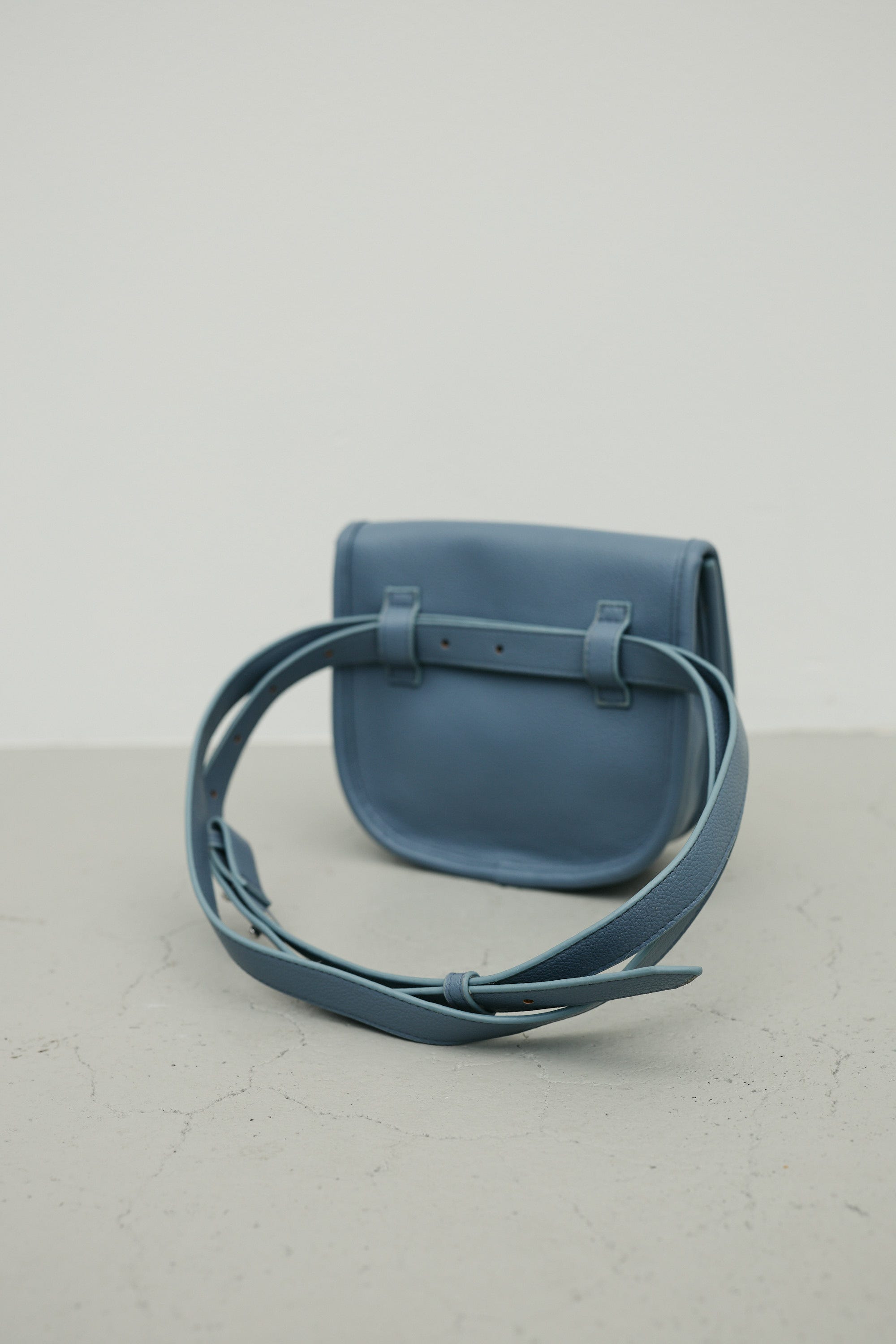 ベルテッドウエストバッグ BLU FREE