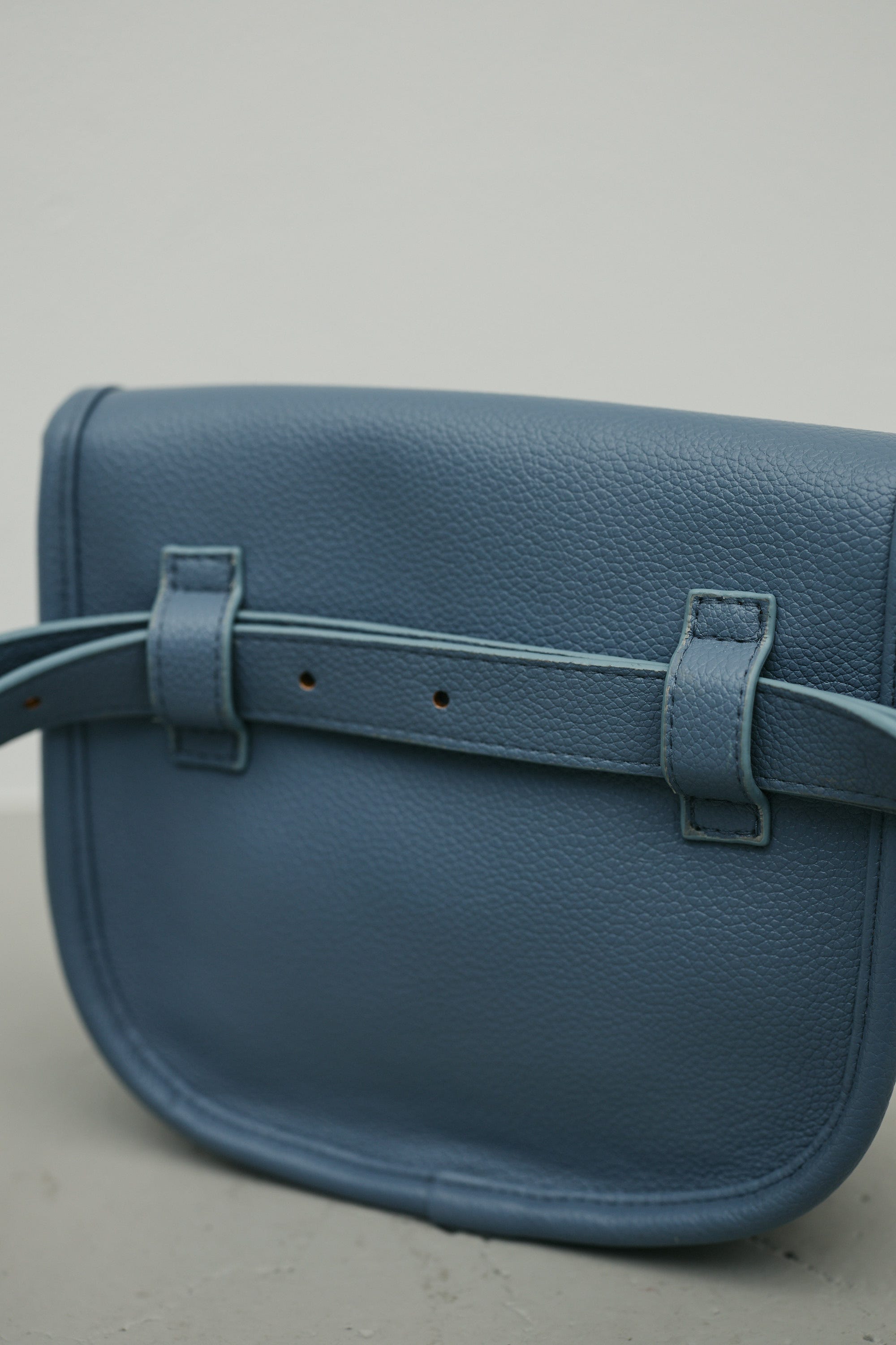 ベルテッドウエストバッグ BLU FREE