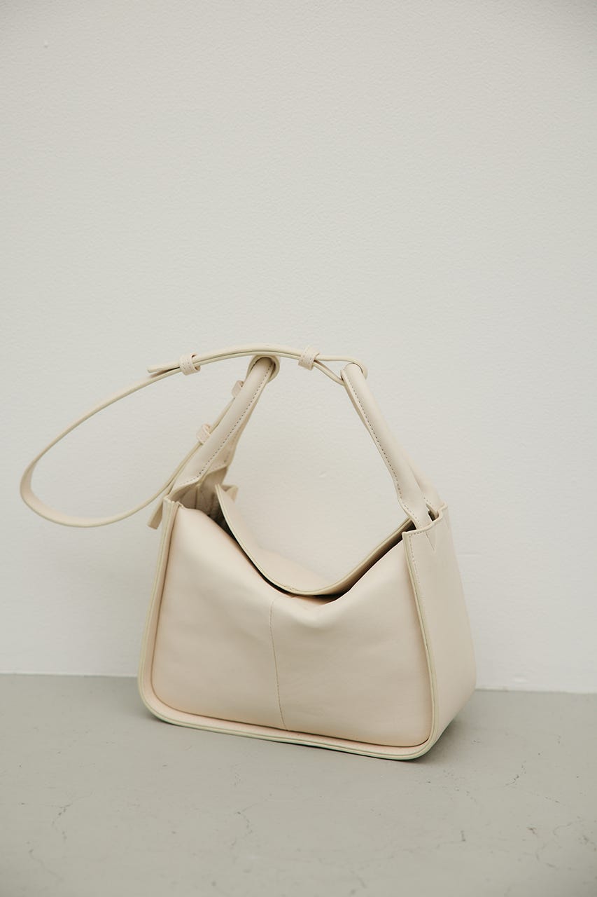 2WAYスクエアバッグ IVOY FREE