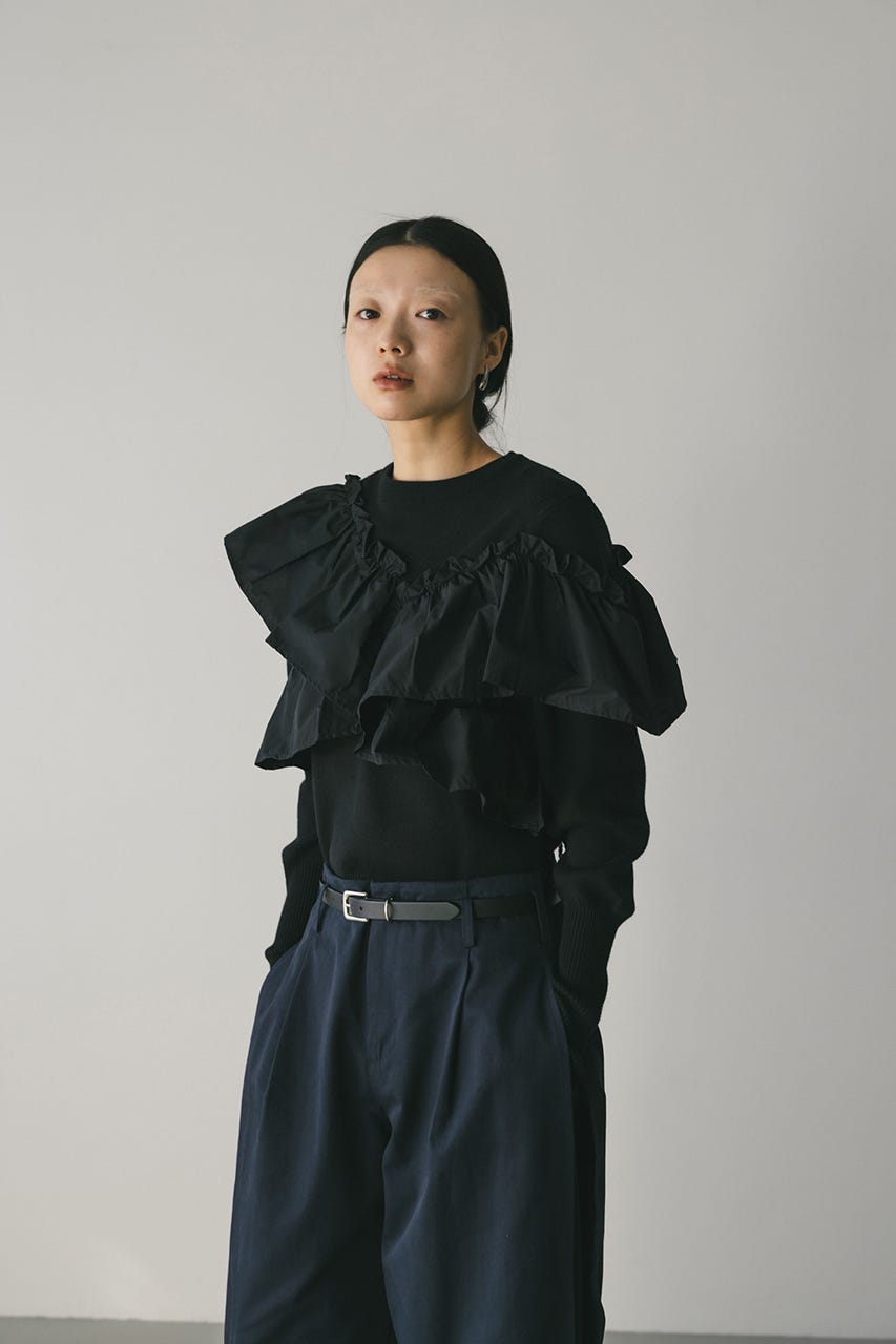 アシンメトリーフリルニットトップ BLK FREE