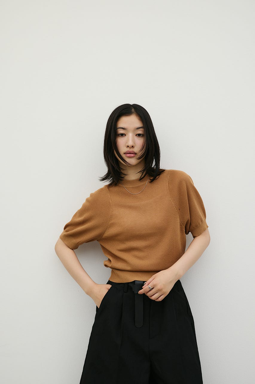 バックオープンニット CAM FREE