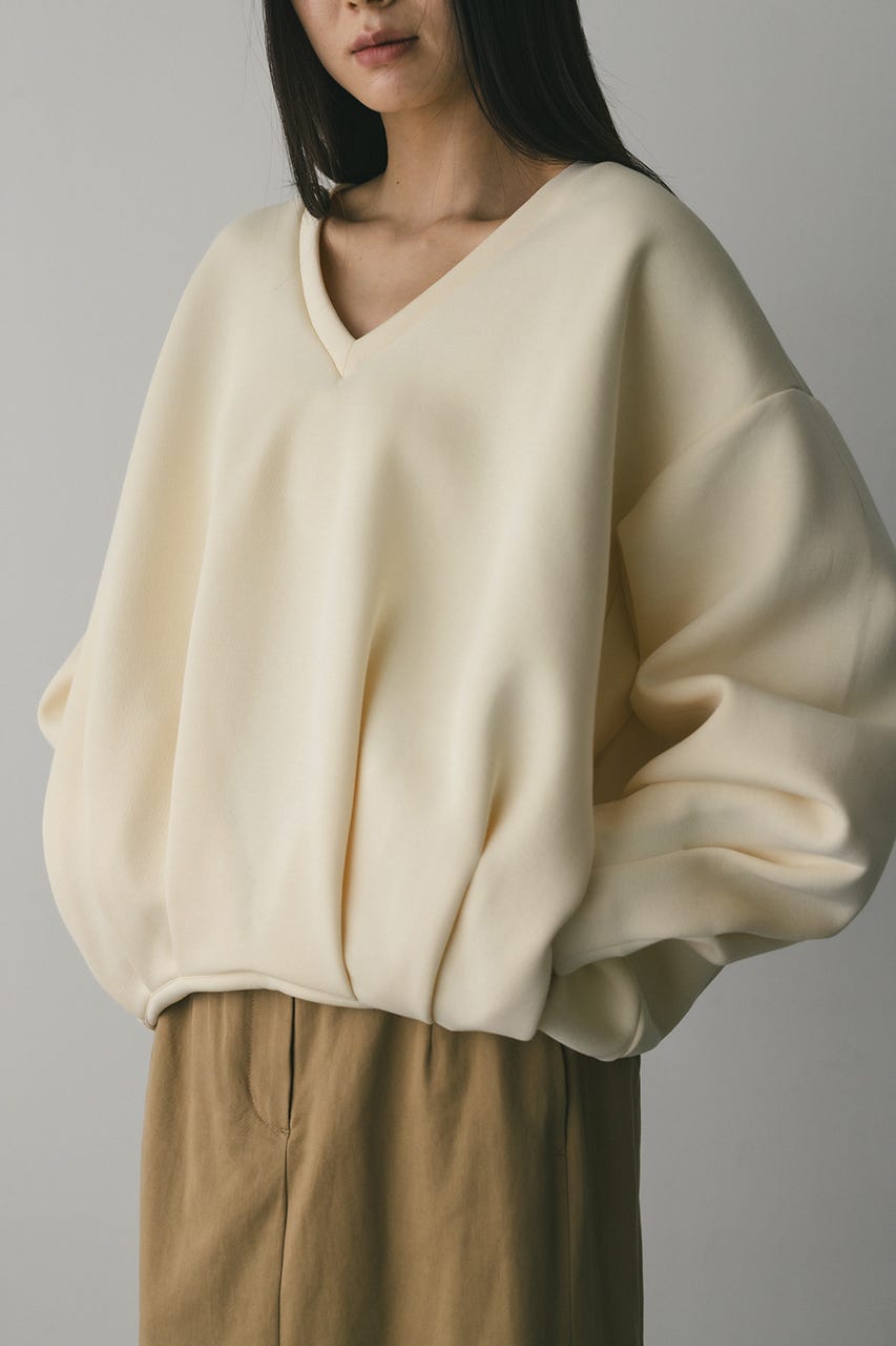 Vネックフォルムダンボールトップ IVOY FREE