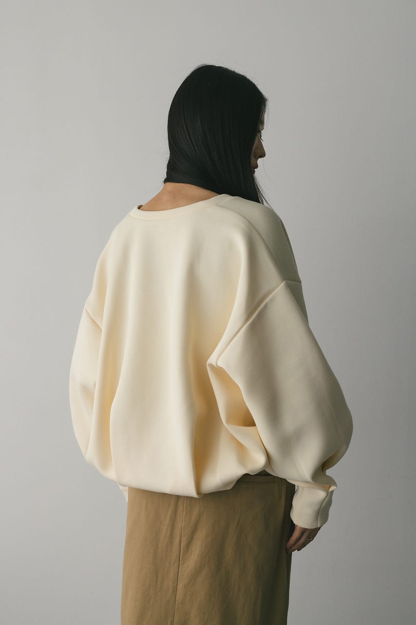 Vネックフォルムダンボールトップ IVOY FREE