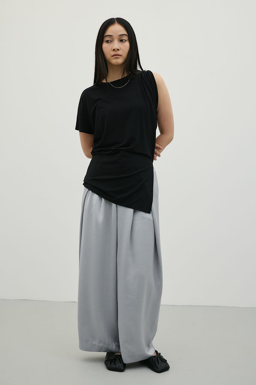 アシンメトリールーズT BLK FREE