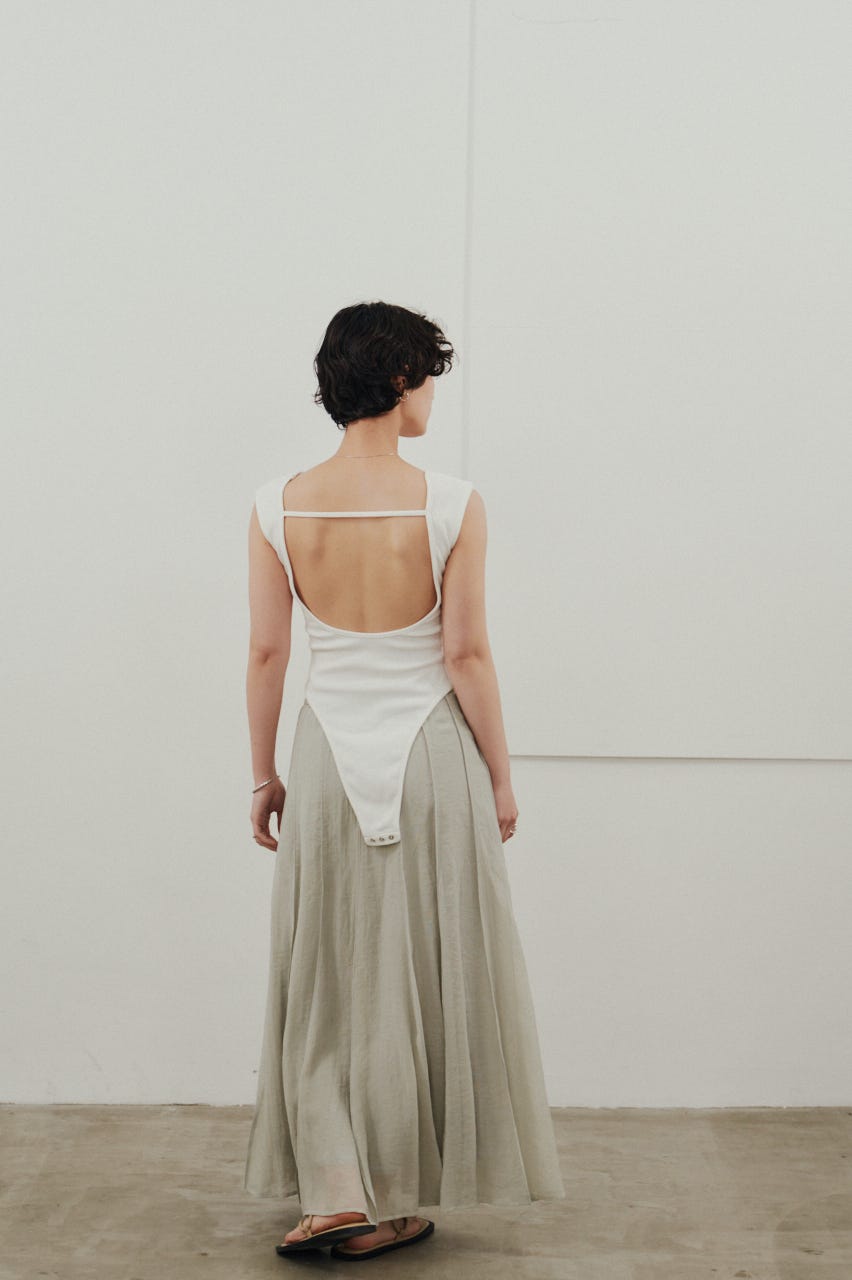 バックオープンボディスーツ WHT M