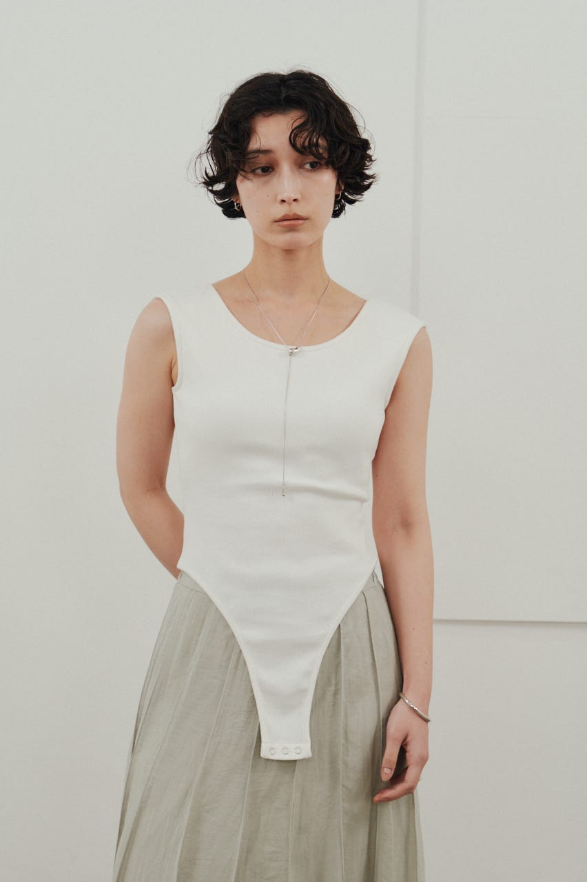 バックオープンボディスーツ WHT M