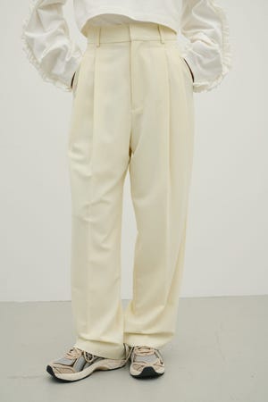 ベーシックツータックパンツ