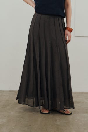 ピンタックシアースカート