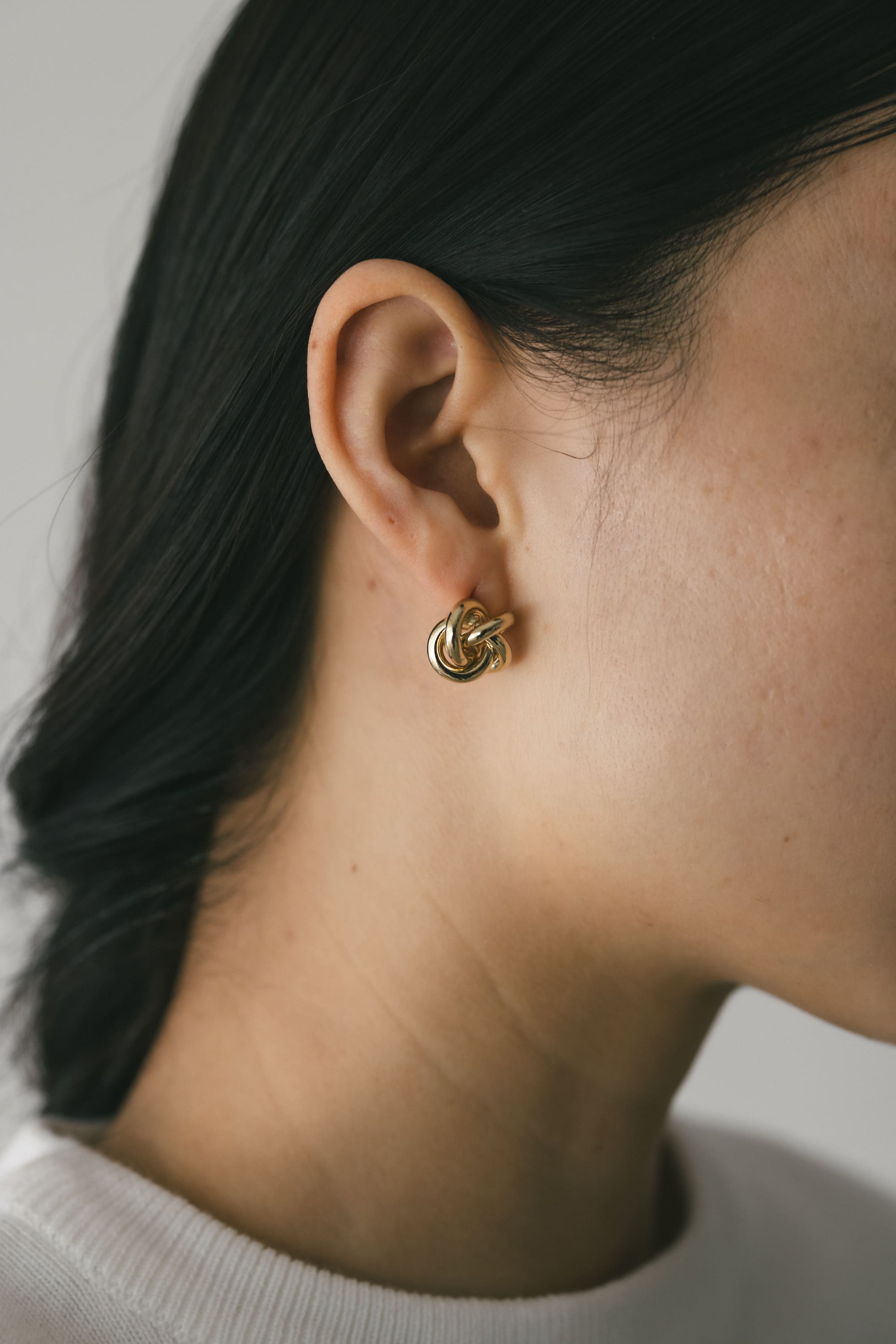 ノットモチーフピアス GLD FREE