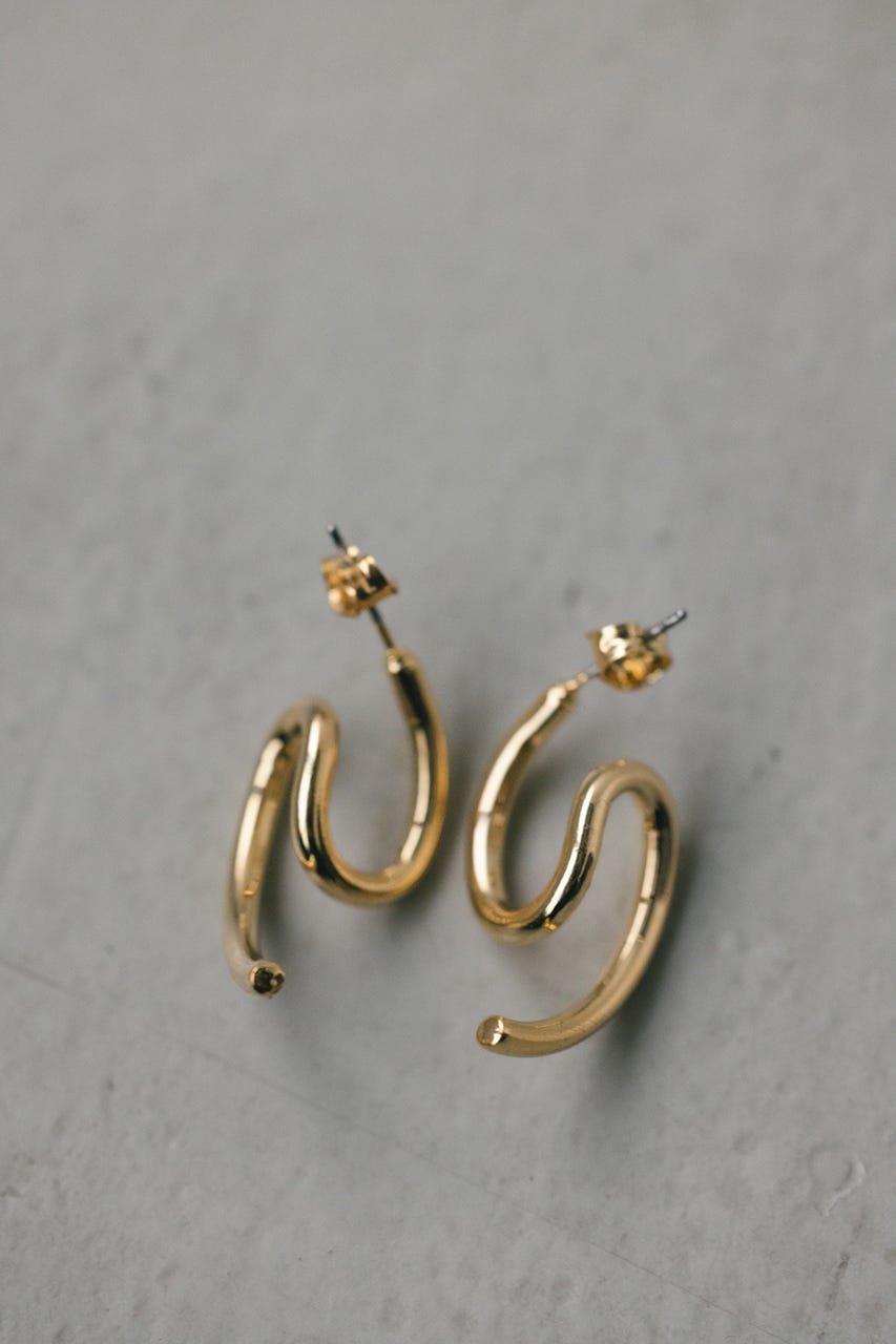 ノットラインピアス GLD FREE