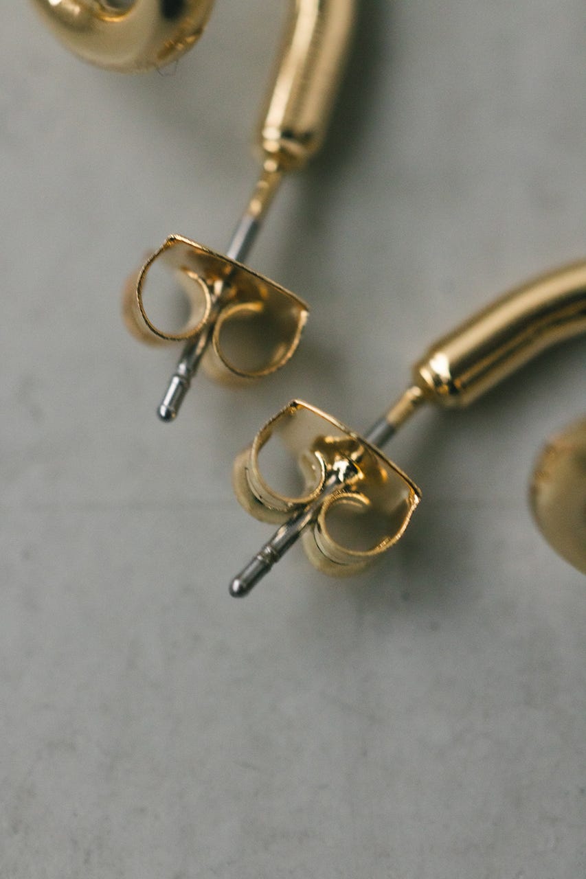 ノットラインピアス GLD FREE