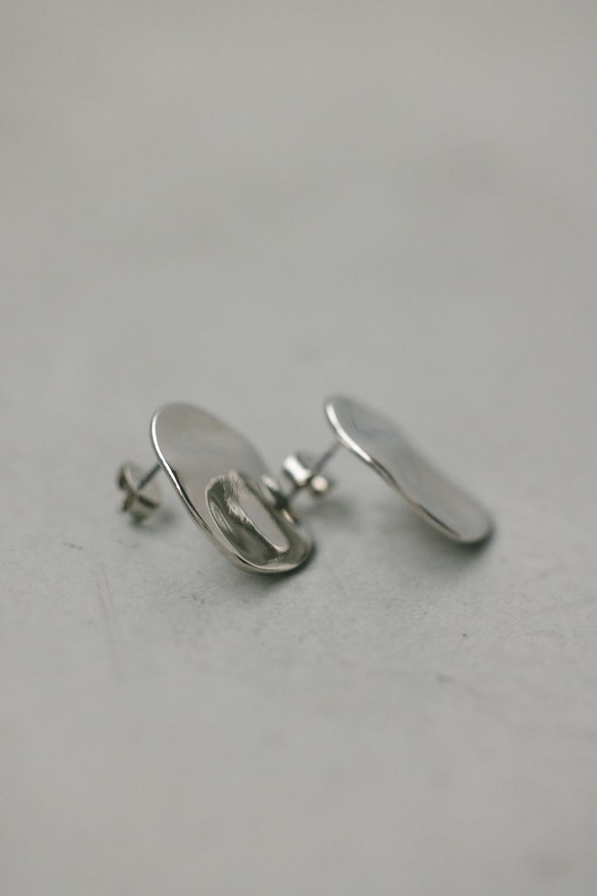ラバフラットピアス SLV FREE