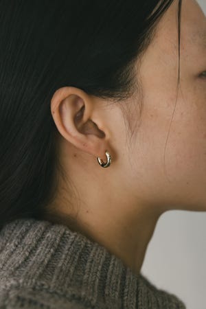 ミニマルフィットピアス