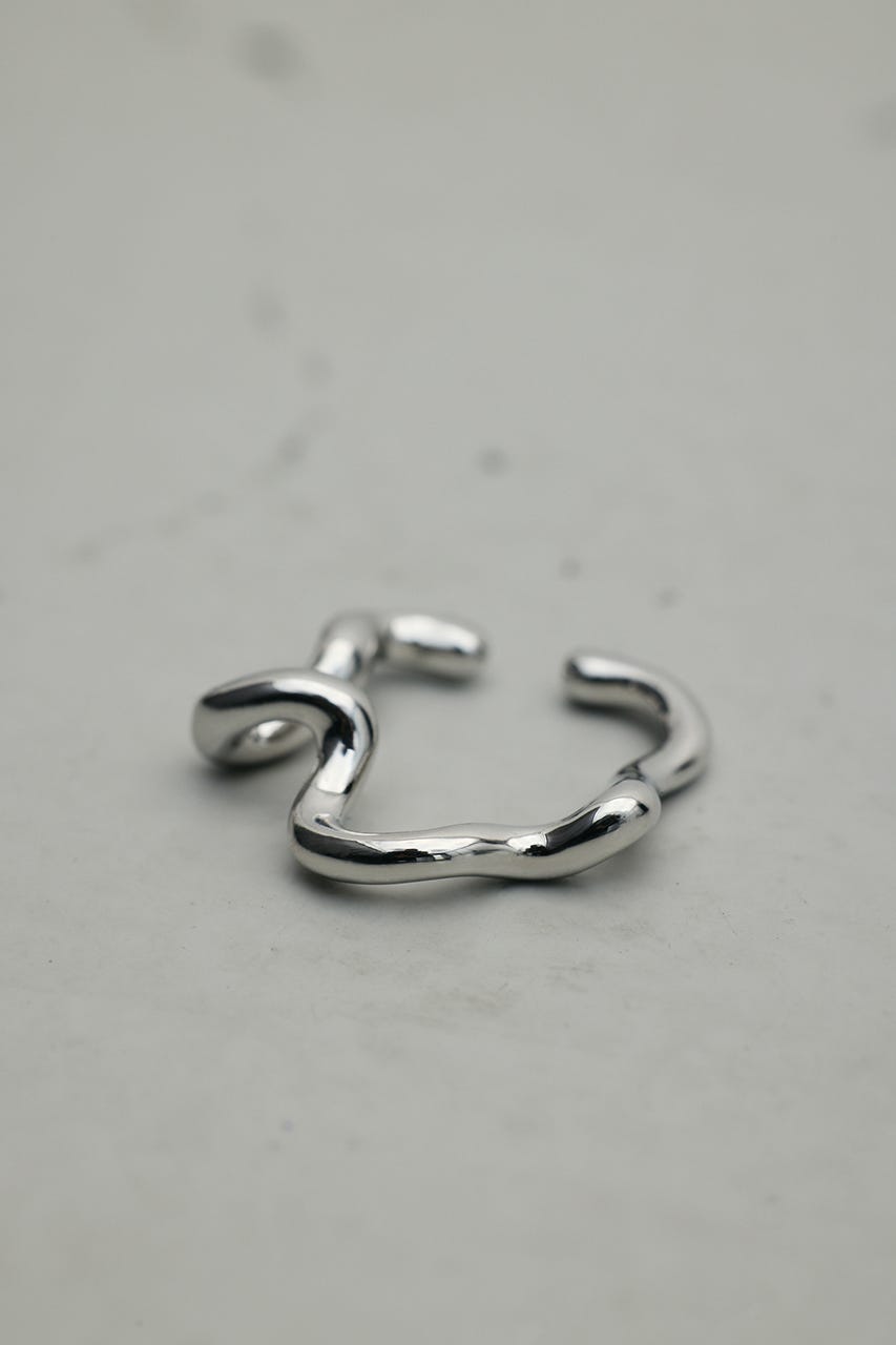 ウェーブラインイヤーカフ SLV FREE