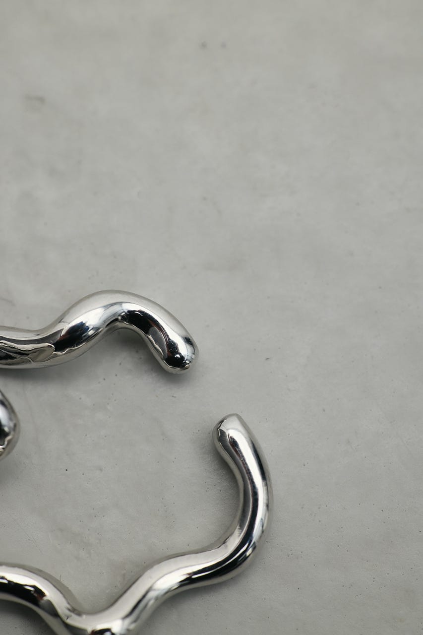 ウェーブラインイヤーカフ SLV FREE