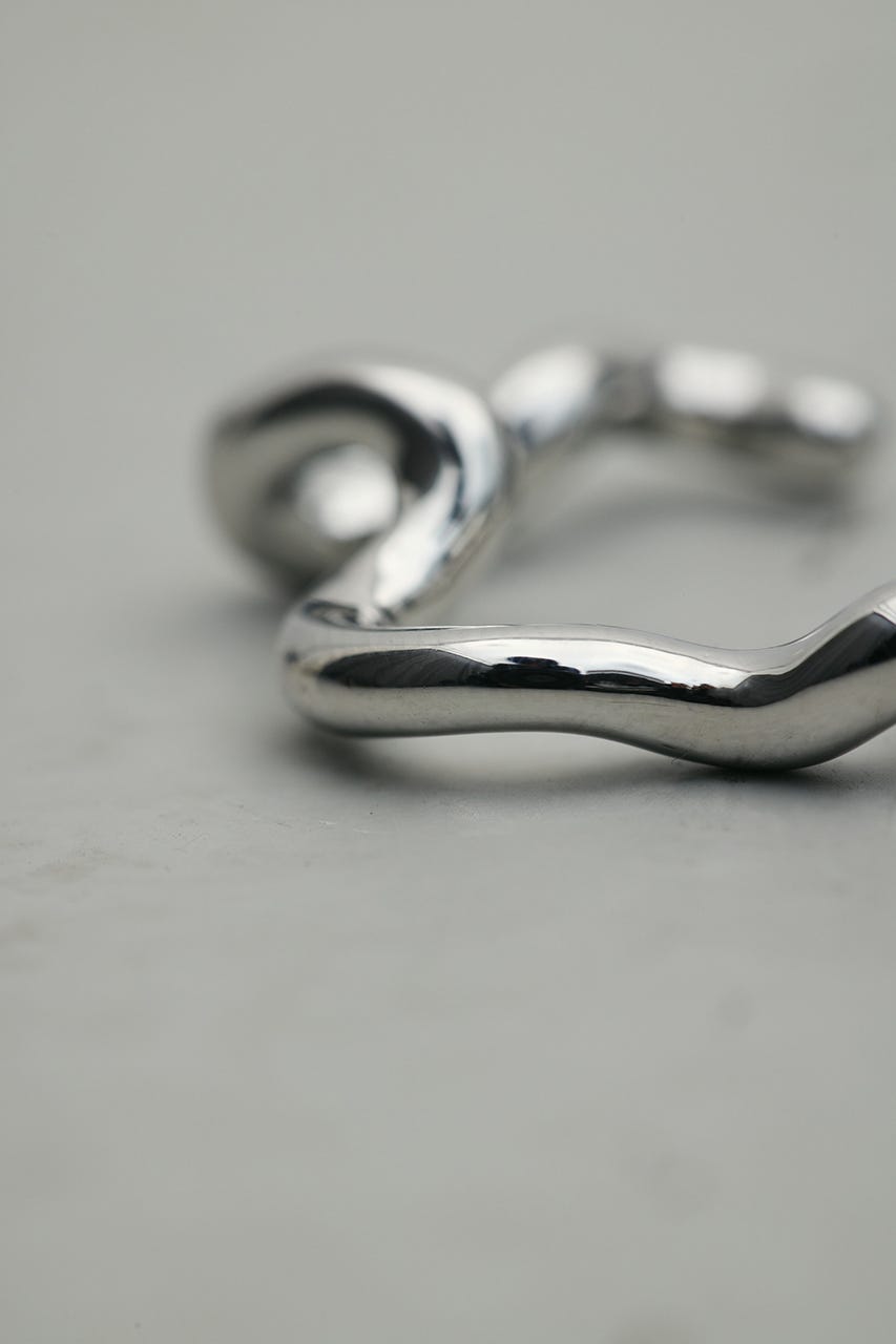 ウェーブラインイヤーカフ SLV FREE