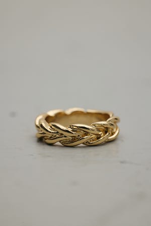 ツイストデザインリング