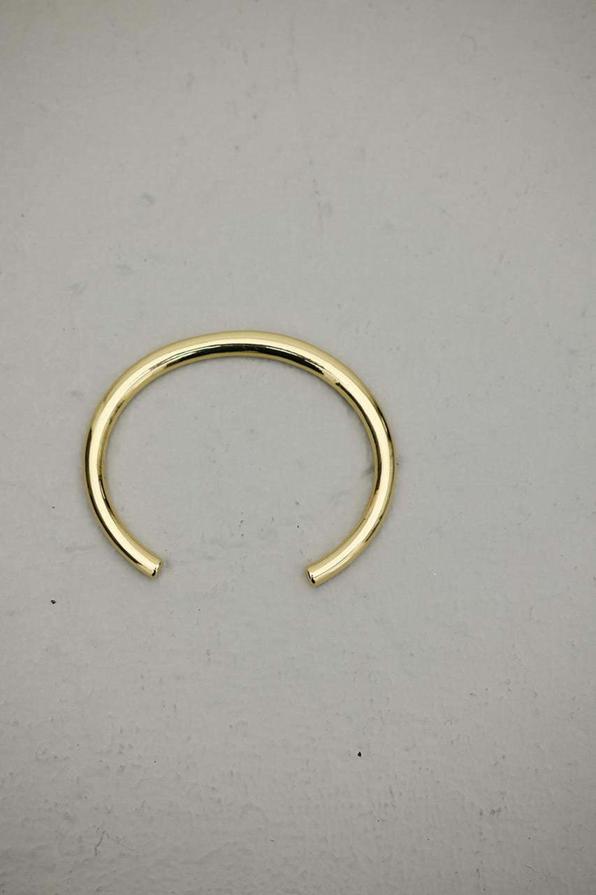 プレーンラインバングル GLD FREE