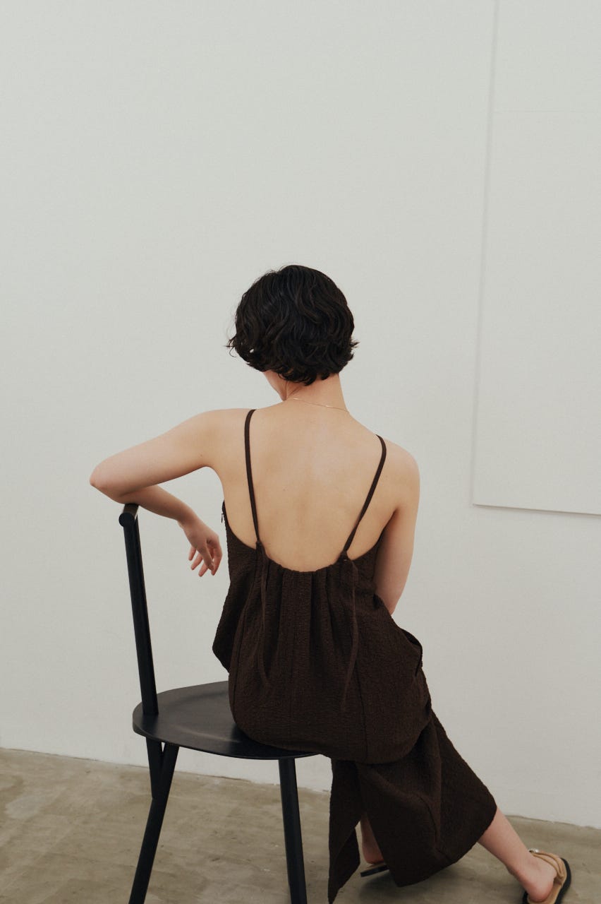 バックオープンナローキャミドレス BRN M