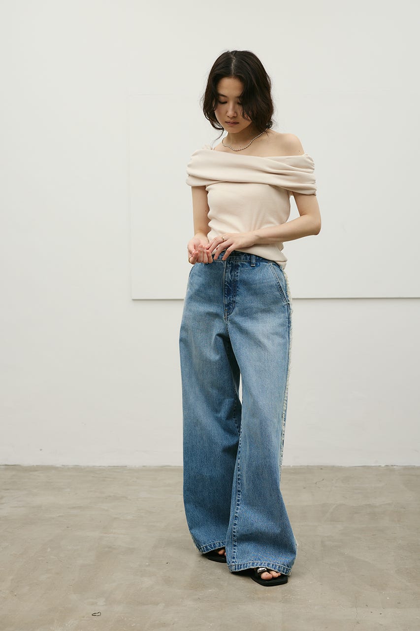 ギャザーオフショルトップ IVOY FREE