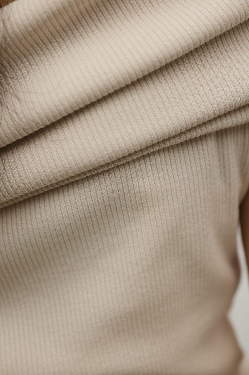 ギャザーオフショルトップ IVOY FREE