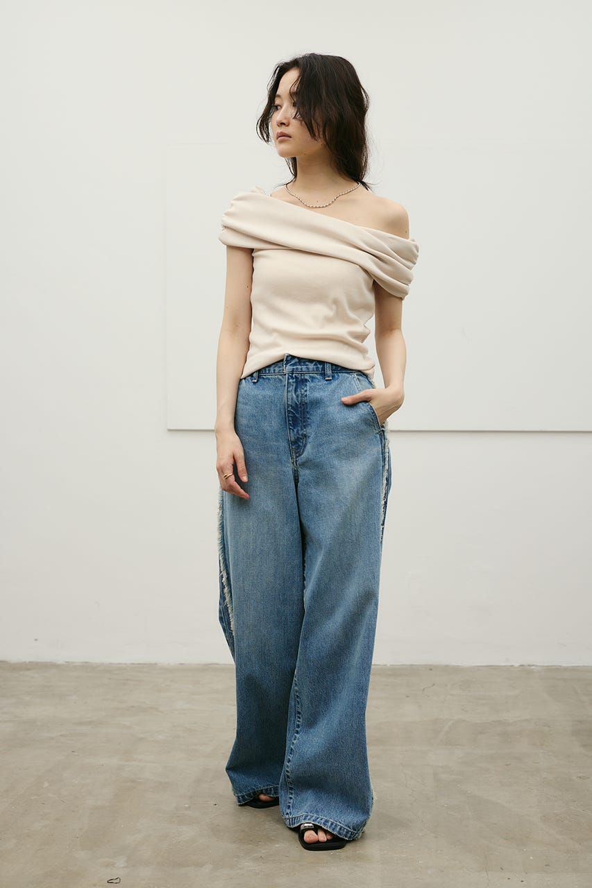 ギャザーオフショルトップ IVOY FREE