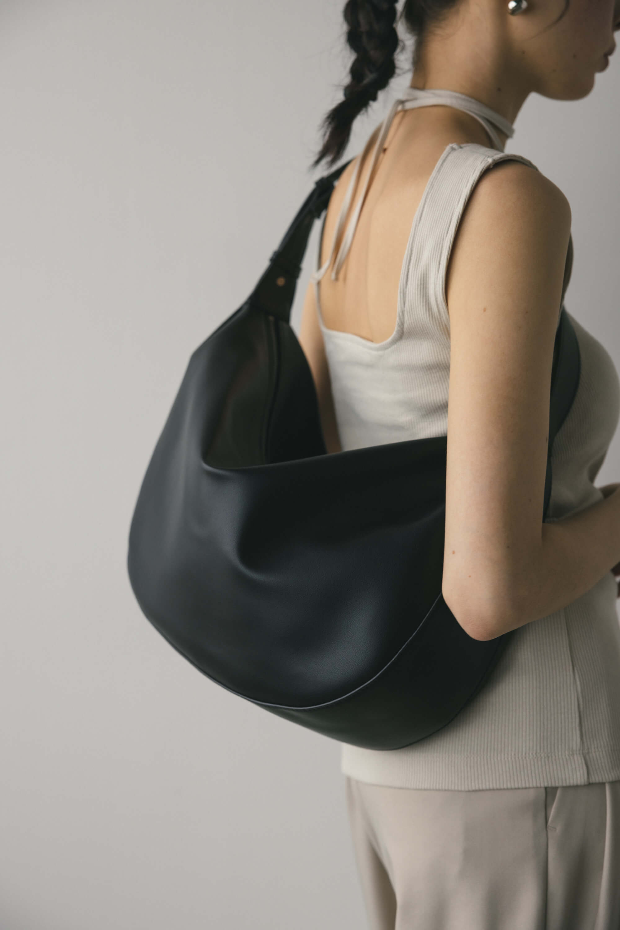 マンドリンショルダーバッグ BLK FREE